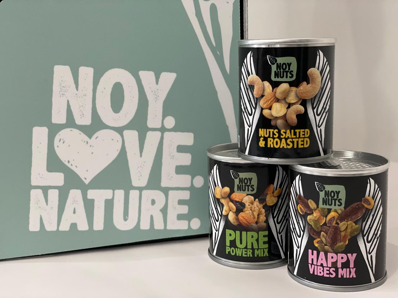 Ανακάλυψε φυσικούς ξηρούς καρπούς, αποξηραμένα φρούτα και superfoods από τη Noynuts. Βιολογικά snacks γεμάτα γεύση και θρεπτικά στοιχεία.